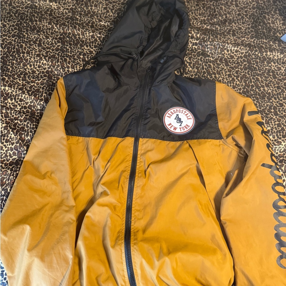 Aeropostale Men's Black and Tan Jacket